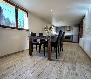  Maison � vendre 8 pi�ces 218 m�