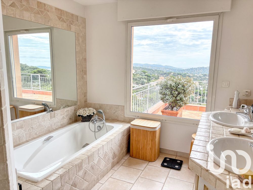 � vendre  Maison Sainte-Maxime (83120)