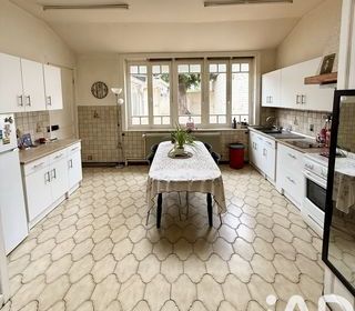  Immeuble � vendre 144 m�