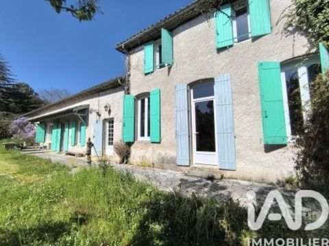   Vente Maison de village 10 pi�ces Maison - 10 pi�ce(s) - 242 m�