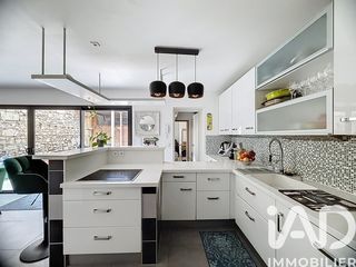  Maison � vendre 5 pi�ces 195 m�