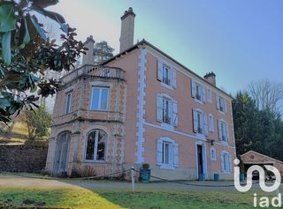  Maison � vendre 11 pi�ces 318 m�