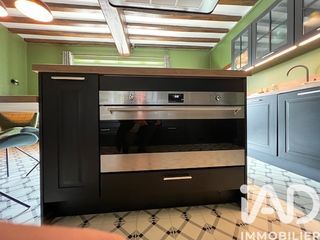  Maison � vendre 8 pi�ces 226 m�