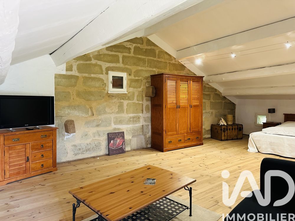 � vendre  Maison Saint-Quentin-la-Poterie (30700)