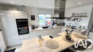  Immeuble � vendre 227 m�