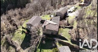  Maison � vendre 5 pi�ces 220 m�