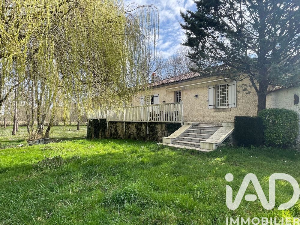 � vendre  Maison Lagarde-sur-le-N� (16300)