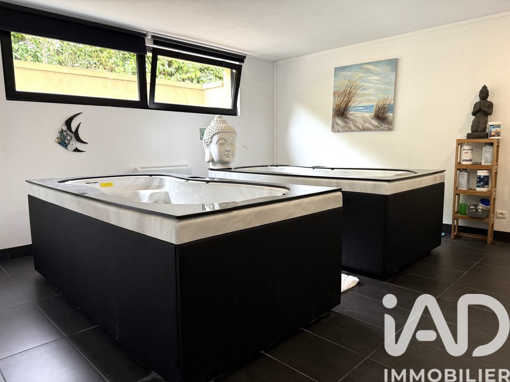 � vendre  Villa Reims (51100)