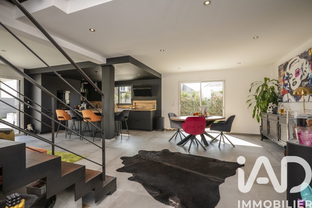 � vendre  Maison Saint-Jean-de-Gonville (01630)