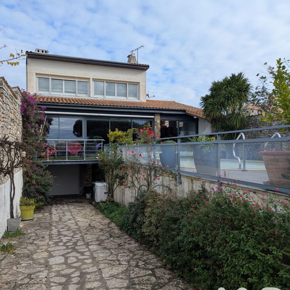 � vendre  Villa Vaux-sur-Mer (17640)