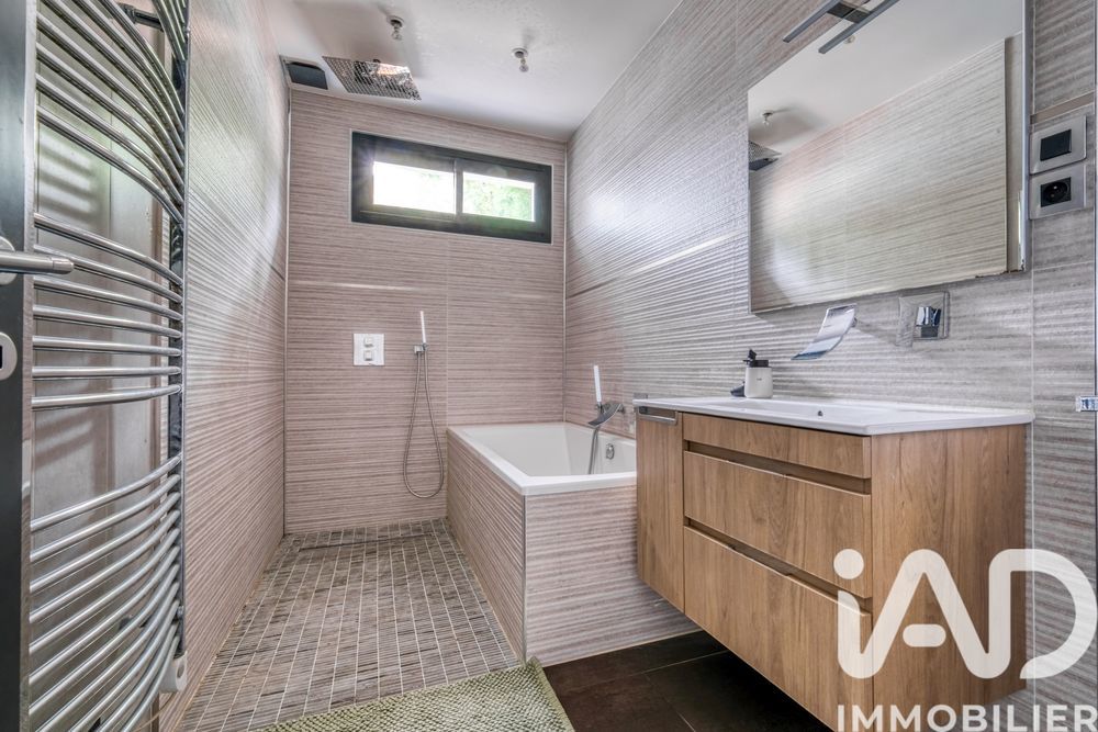 � vendre  Villa Villevaud� (77410)