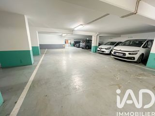  Parking / Garage � vendre 12 m�