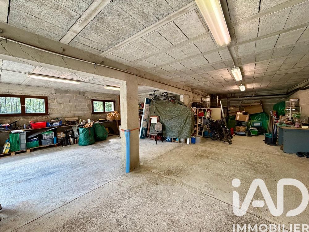 � vendre  Maison Aubagne (13400)