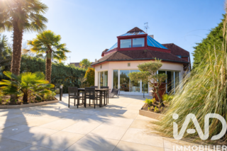  Villa � vendre 8 pi�ces 260 m�