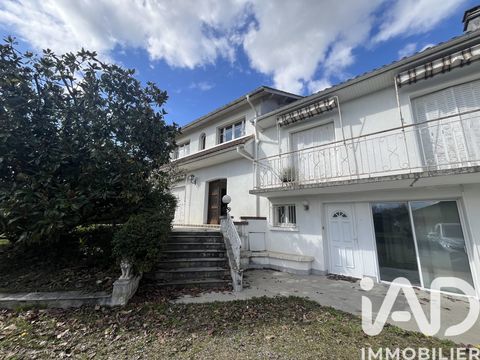   Vente Maison/villa 6 pi�ces Maison - 6 pi�ce(s) - 250 m�