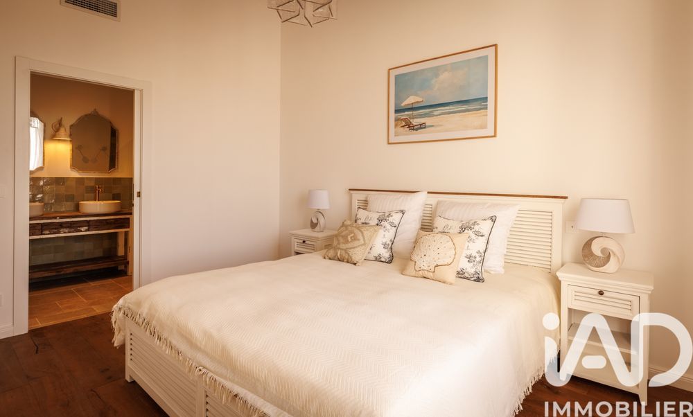 � vendre  Maison Sainte-Marie-de-R� (17740)