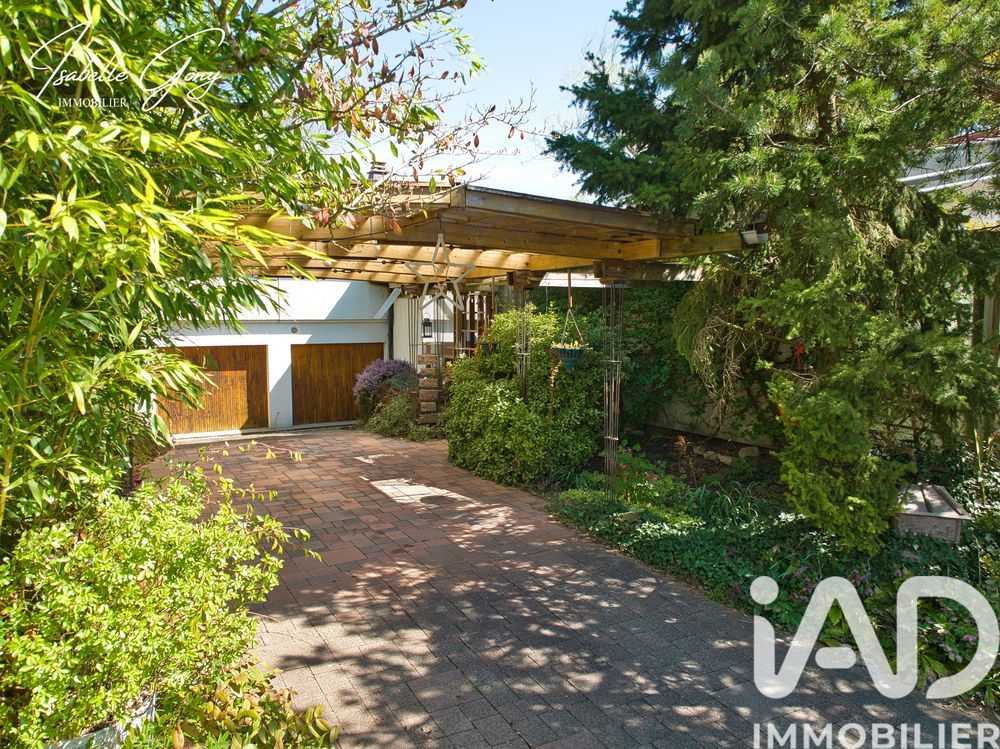 � vendre  Maison Divonne-les-Bains (01220)