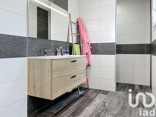  Maison � vendre 5 pi�ces 180 m�