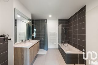  Appartement � vendre 4 pi�ces 97 m�