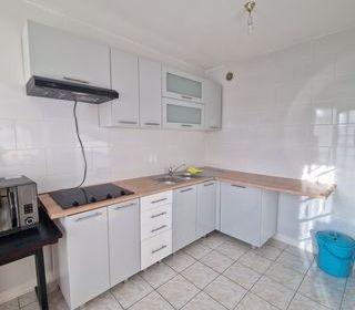  Appartement � louer 4 pi�ces 77 m�