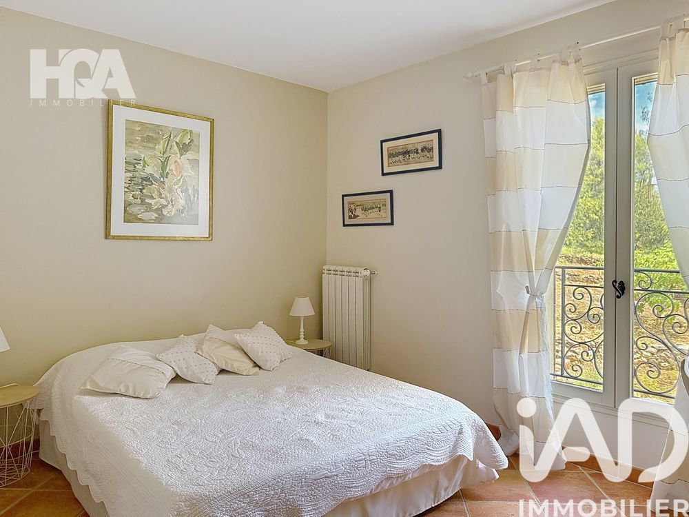 � vendre  Maison Cuers (83390)