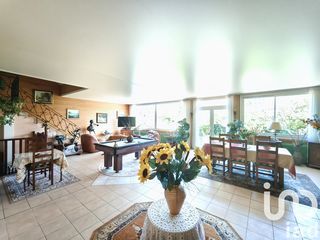  Maison � vendre 11 pi�ces 270 m�