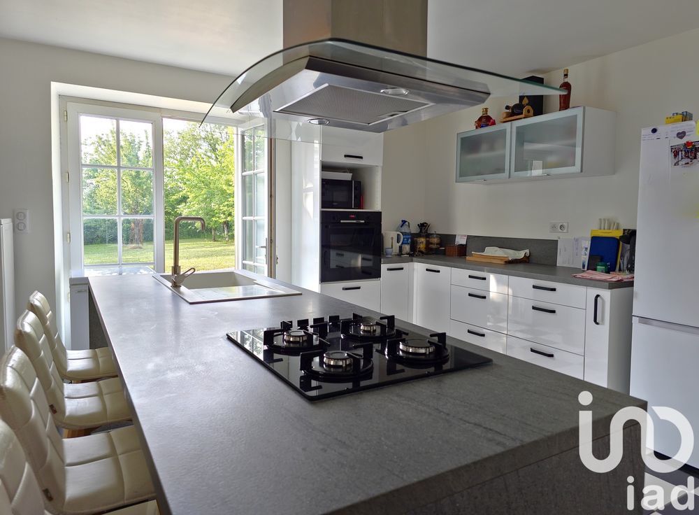 � vendre  Maison Jarnac (16200)