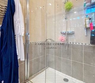  Immeuble � vendre 390 m�