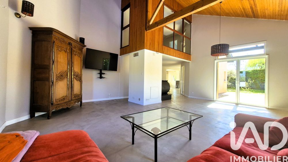 � vendre  Villa Ch�teau-Gaillard (01500)