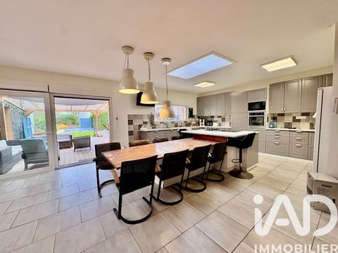   Vente Maison/villa 8 pi�ces Maison - 8 pi�ce(s) - 251 m�