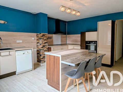   Vente Maison de village 5 pi�ces Maison - 5 pi�ce(s) - 198 m�