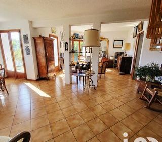  Maison � vendre 10 pi�ces 200 m�