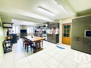  Maison � vendre 7 pi�ces 310 m�