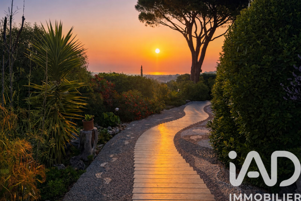 � vendre  Maison Hy�res (83400)