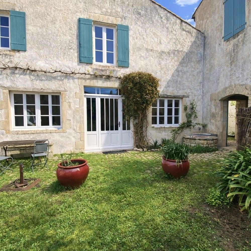 � vendre  Maison Sainte-Marie-de-R� (17740)