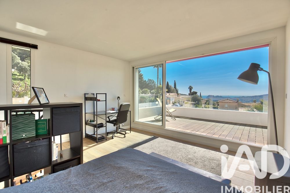 � vendre  Maison Ceyreste (13600)