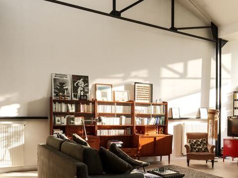   Vente Maison d'architecte 5 pi�ces Villa - 5 pi�ce(s) - 180 m�