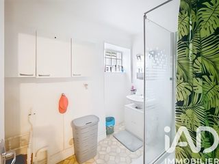  Immeuble � vendre 273 m�