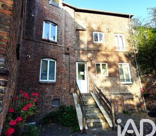  Immeuble � vendre 273 m�