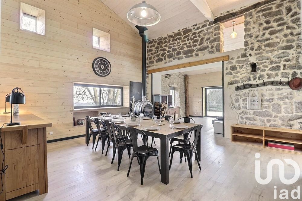 � vendre  Maison Saint-Victor (07410)