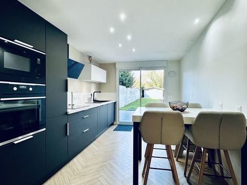   Vente Maison de ville 6 pi�ces Maison - 6 pi�ce(s) - 131 m�