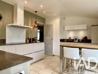  Maison � vendre 9 pi�ces 216 m�