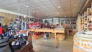  Immeuble � vendre 852 m�