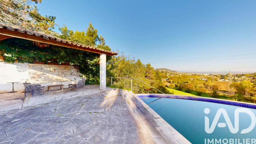 � vendre  Villa Manosque (04100)