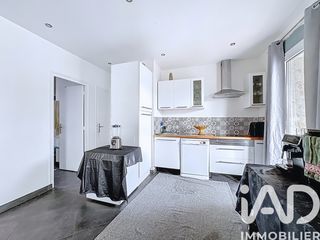  Maison � vendre 8 pi�ces 219 m�