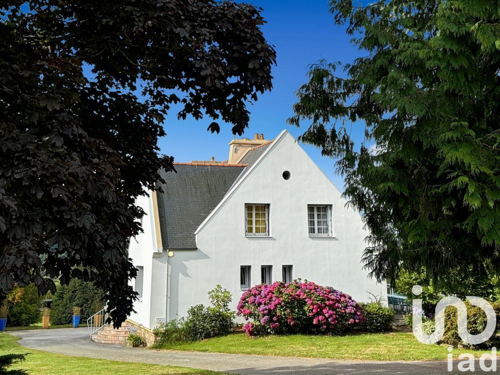 � vendre  Maison Saint-Hernin (29270)