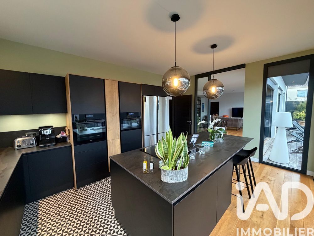 � vendre  Villa M�rignac (33700)