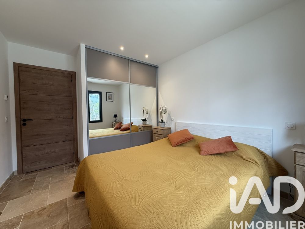 � vendre  Maison Faucon (84110)