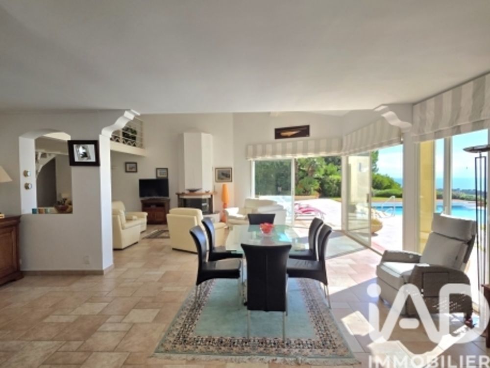 � vendre  Maison Cavalaire-sur-Mer (83240)