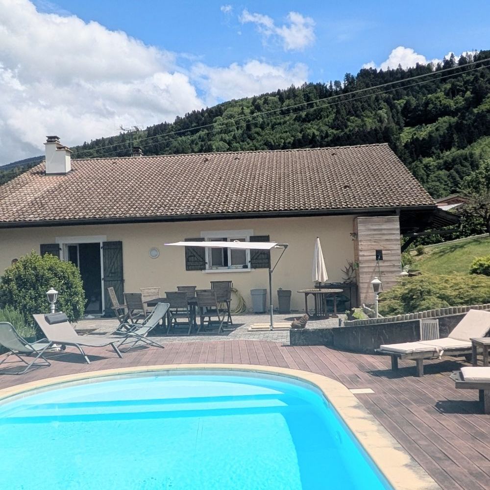 � vendre  Maison Bons-en-Chablais (74890)